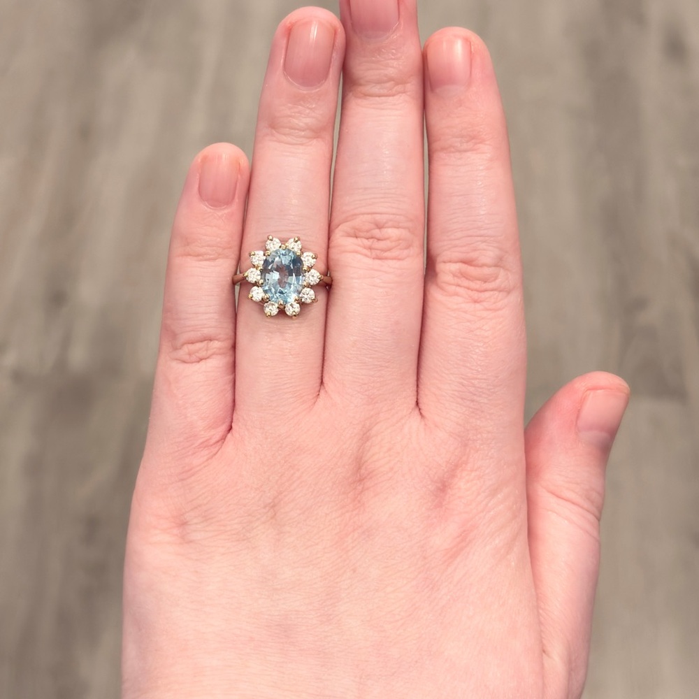 Vintage 10K Blue White Topaz Flower Cluster Ring, Sky Light Oval Size 5.5 - Picture 14 of 17